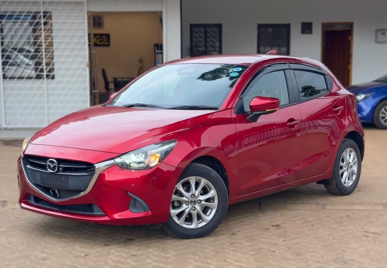 2019 Mazda Demio, photo 1 of 10